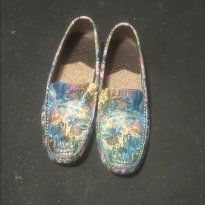 Robert Graham Limited Edition colorful skull shoes